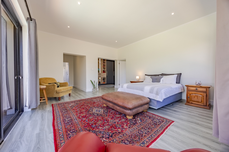 4 Bedroom Property for Sale in Crofters Valley Western Cape